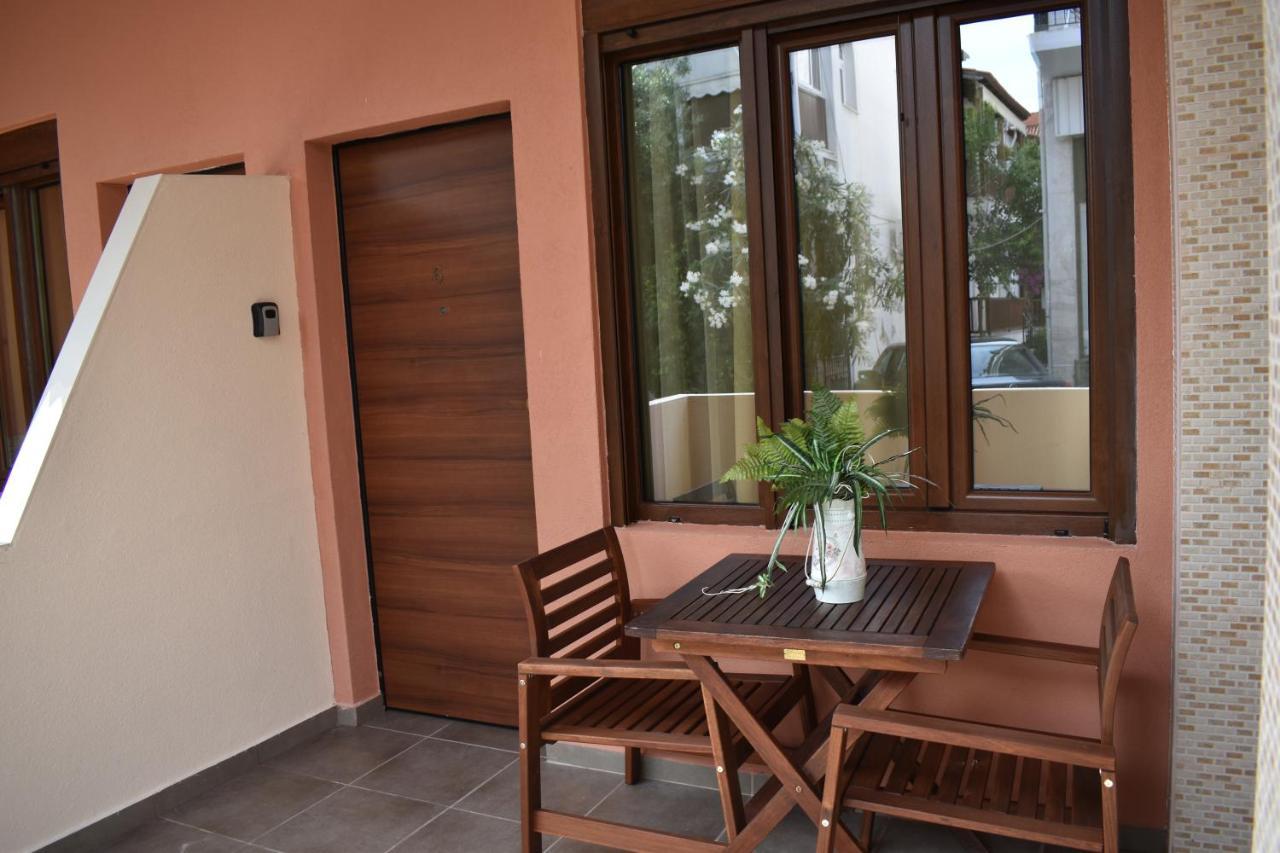 Kripis Studio Pefkochori Exterior foto